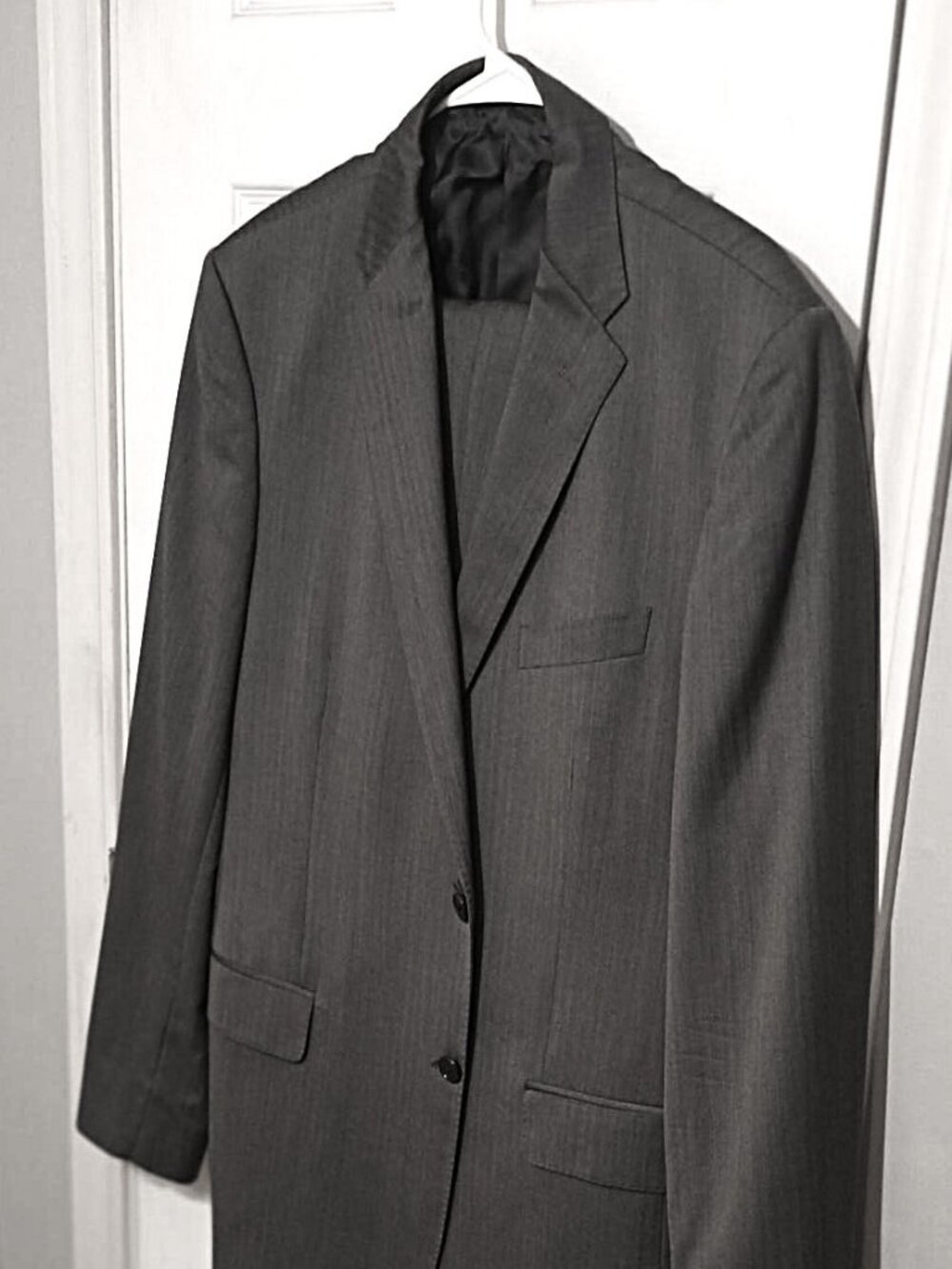 Ermenegildo Zegna Men Gray 2 Piece Suit  44L